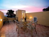 https://images.listonce.com.au/custom/160x/listings/425b-beach-road-beaumaris-vic-3193/197/01794197_img_02.jpg?PrwLz-hjabw