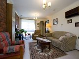 https://images.listonce.com.au/custom/160x/listings/426-elmhurst-road-bayswater-vic-3153/111/01525111_img_04.jpg?v8QMpaLiIys