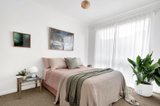 https://images.listonce.com.au/custom/160x/listings/426-hall-street-coburg-vic-3058/537/01489537_img_09.jpg?LhVXJW-1I6E