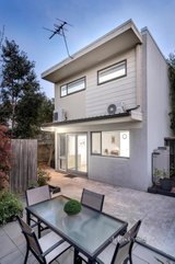 https://images.listonce.com.au/custom/160x/listings/426-hopetoun-avenue-brunswick-west-vic-3055/108/01284108_img_14.jpg?Zb-T7SZEYHM