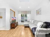 https://images.listonce.com.au/custom/160x/listings/426-lusher-road-croydon-vic-3136/904/01525904_img_03.jpg?zUGmYg6SejI