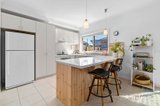 https://images.listonce.com.au/custom/160x/listings/426-maxwell-street-mornington-vic-3931/429/01809429_img_04.jpg?nGYeOHecKnE