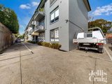 https://images.listonce.com.au/custom/160x/listings/427-newry-street-windsor-vic-3181/961/01751961_img_09.jpg?6KkX_iZrcUM