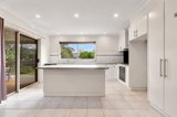 https://images.listonce.com.au/custom/160x/listings/427-springfield-road-mitcham-vic-3132/428/01780428_img_05.jpg?MEwJovVxRKQ