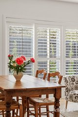 https://images.listonce.com.au/custom/160x/listings/428-warrigal-road-parkdale-vic-3195/649/01815649_img_06.jpg?CYUEhPRap10