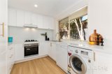 https://images.listonce.com.au/custom/160x/listings/429-31-lee-avenue-mount-waverley-vic-3149/642/01856642_img_07.jpg?Vo3KiwQ32cc