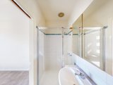 https://images.listonce.com.au/custom/160x/listings/42a-gipps-street-richmond-vic-3121/122/01735122_img_01.jpg?I9YSkLnRR14