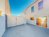 https://images.listonce.com.au/custom/160x/listings/42a-gipps-street-richmond-vic-3121/122/01735122_img_08.jpg?ruUG3XhzRsM