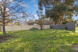 https://images.listonce.com.au/custom/160x/listings/42a-ray-street-castlemaine-vic-3450/959/01434959_img_03.jpg?9ec0ITU0jVk