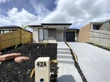 https://images.listonce.com.au/custom/160x/listings/42a-shannahan-drive-bell-park-vic-3215/799/01828799_img_01.jpg?-RSYsXYz7oY