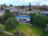 https://images.listonce.com.au/custom/160x/listings/42a-the-eyrie-lilydale-vic-3140/004/01526004_img_21.jpg?SAYg95xXhHY