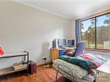 https://images.listonce.com.au/custom/160x/listings/43-bolands-lane-smythesdale-vic-3351/632/01576632_img_10.jpg?jBdr7LTcHsQ