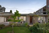 https://images.listonce.com.au/custom/160x/listings/43-davies-street-rosanna-vic-3084/171/01606171_img_01.jpg?ROFf0NfMKfs