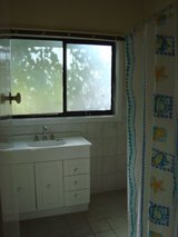 https://images.listonce.com.au/custom/160x/listings/43-donnelly-avenue-norlane-vic-3214/103/01734103_img_06.jpg?c5LK9KzTJH0