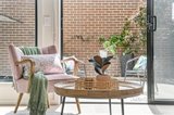 https://images.listonce.com.au/custom/160x/listings/43-edgar-avenue-cranbourne-south-vic-3977/794/01681794_img_06.jpg?z2AIBxNaeto