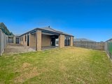 https://images.listonce.com.au/custom/160x/listings/43-estuary-boulevard-leopold-vic-3224/029/01775029_img_15.jpg?7mKPdF1SQoo
