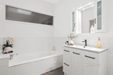 https://images.listonce.com.au/custom/160x/listings/43-felix-crescent-ringwood-north-vic-3134/374/01720374_img_12.jpg?c2kh6wZhh_g