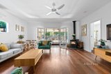 https://images.listonce.com.au/custom/160x/listings/43-field-avenue-edithvale-vic-3196/267/01684267_img_03.jpg?rW1EMR5vCDg