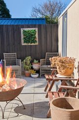 https://images.listonce.com.au/custom/160x/listings/43-field-avenue-edithvale-vic-3196/267/01684267_img_19.jpg?tWwCIsCavLE