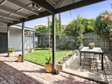 https://images.listonce.com.au/custom/160x/listings/43-franklin-street-newport-vic-3015/432/01203432_img_13.jpg?ISmaEKx057c