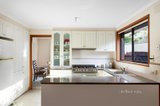 https://images.listonce.com.au/custom/160x/listings/43-glen-katherine-drive-st-helena-vic-3088/208/01505208_img_02.jpg?oiqHlmT_U7E