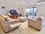 https://images.listonce.com.au/custom/160x/listings/43-grassland-grove-leopold-vic-3224/501/01699501_img_04.jpg?xa6yi8vlTp4