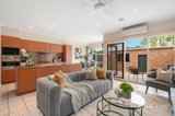 https://images.listonce.com.au/custom/160x/listings/43-herriotts-boulevard-glen-waverley-vic-3150/963/01990963_img_04.jpg?2yG9fhuNi2A
