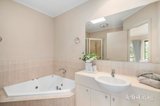 https://images.listonce.com.au/custom/160x/listings/43-herriotts-boulevard-glen-waverley-vic-3150/963/01990963_img_09.jpg?TmKUVBbSFI4
