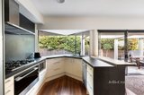 https://images.listonce.com.au/custom/160x/listings/43-heyington-place-toorak-vic-3142/849/01648849_img_07.jpg?Xrdj0VUovA8