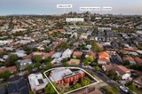 https://images.listonce.com.au/custom/160x/listings/43-hunt-crescent-ascot-vale-vic-3032/152/01646152_img_24.jpg?IjWNjS5ZhnY