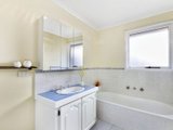 https://images.listonce.com.au/custom/160x/listings/43-huntingdale-drive-chirnside-park-vic-3116/484/01525484_img_12.jpg?tNbrWn0S2GU