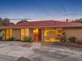 https://images.listonce.com.au/custom/160x/listings/43-huntingdale-drive-chirnside-park-vic-3116/484/01525484_img_19.jpg?jkpbqjEIVsY