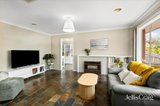 https://images.listonce.com.au/custom/160x/listings/43-kinnoull-grove-glen-waverley-vic-3150/973/01810973_img_03.jpg?9CPlaoho5KQ