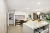 https://images.listonce.com.au/custom/160x/listings/43-mill-avenue-forest-hill-vic-3131/056/00976056_img_03.jpg?6VT-HU4hDbk