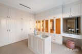https://images.listonce.com.au/custom/160x/listings/43-mills-street-glen-iris-vic-3146/221/01903221_img_19.jpg?e4yMDFY-F_0