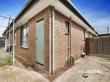 https://images.listonce.com.au/custom/160x/listings/43-new-street-south-kingsville-vic-3015/968/01202968_img_06.jpg?rEYE8O85DwA