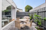 https://images.listonce.com.au/custom/160x/listings/43-ovens-street-yarraville-vic-3013/089/01916089_img_07.jpg?oHZdpfPNdhE