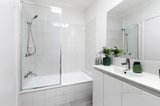 https://images.listonce.com.au/custom/160x/listings/43-smith-street-richmond-vic-3121/029/01446029_img_11.jpg?TjTmwr_vsIg