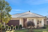 https://images.listonce.com.au/custom/160x/listings/43-south-road-woodend-vic-3442/830/01897830_img_01.jpg?Z3BpHg-MPxM