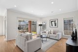 https://images.listonce.com.au/custom/160x/listings/43-south-road-woodend-vic-3442/830/01897830_img_06.jpg?GxAoA1rm8DQ