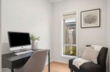 https://images.listonce.com.au/custom/160x/listings/43-south-road-woodend-vic-3442/830/01897830_img_09.jpg?rAAl-Zhcubw