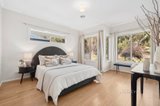 https://images.listonce.com.au/custom/160x/listings/43-south-road-woodend-vic-3442/830/01897830_img_10.jpg?3r8oPbedBEM