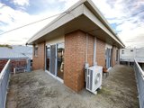 https://images.listonce.com.au/custom/160x/listings/43-stanley-street-newtown-vic-3220/967/01691967_img_05.jpg?V9YYCQL__GU