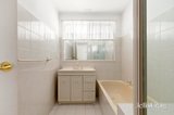 https://images.listonce.com.au/custom/160x/listings/43-strathnaver-avenue-strathmore-vic-3041/045/01977045_img_07.jpg?-Hg9Bvs9LRM