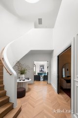 https://images.listonce.com.au/custom/160x/listings/43-walker-road-mount-waverley-vic-3149/327/01954327_img_15.jpg?ea_8G60JPsA
