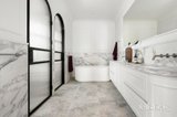 https://images.listonce.com.au/custom/160x/listings/43-walker-road-mount-waverley-vic-3149/327/01954327_img_21.jpg?TofsYF710kE