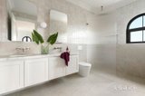 https://images.listonce.com.au/custom/160x/listings/43-walker-road-mount-waverley-vic-3149/327/01954327_img_23.jpg?5vhFarBnboM