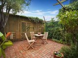 https://images.listonce.com.au/custom/160x/listings/430-park-street-south-melbourne-vic-3205/943/01731943_img_04.jpg?O8pQ8DsKldY