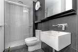 https://images.listonce.com.au/custom/160x/listings/430781-abeckett-street-melbourne-vic-3000/954/01589954_img_06.jpg?5KjzEu8Ulos