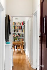 https://images.listonce.com.au/custom/160x/listings/430a-mitford-street-st-kilda-vic-3182/049/01985049_img_03.jpg?Pc3QhlSXlkc